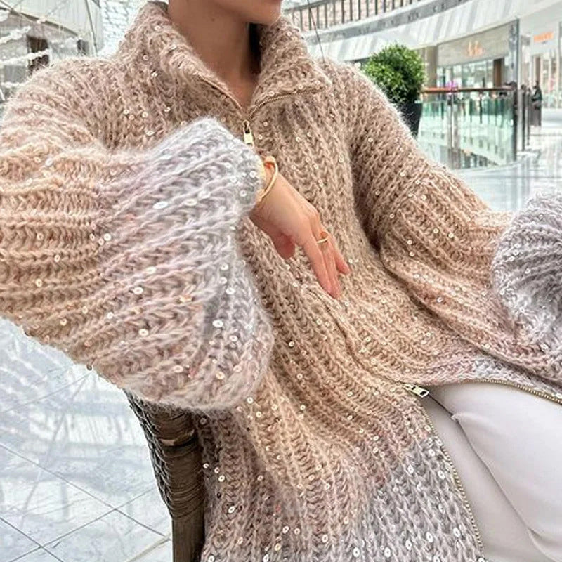 Sweater strikket med ensfarvede glimmer