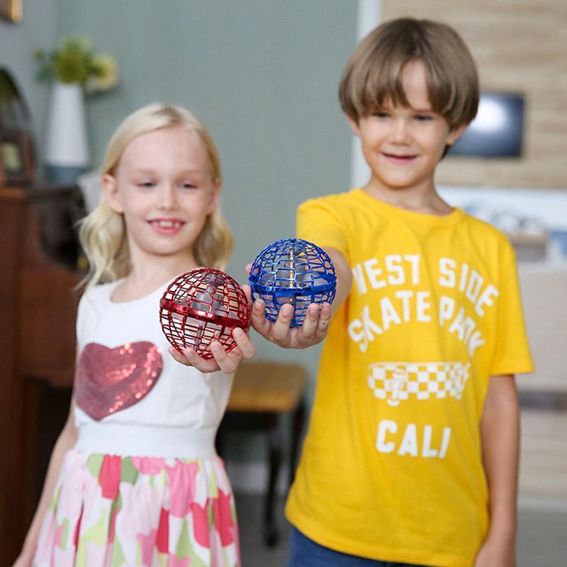 Glowing flying ball for fun and interactive games
