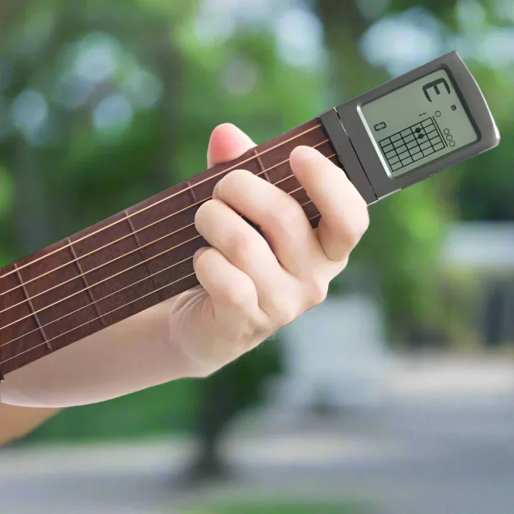 Hordozható gitárnyak, hogy bárhol gyakorolhass