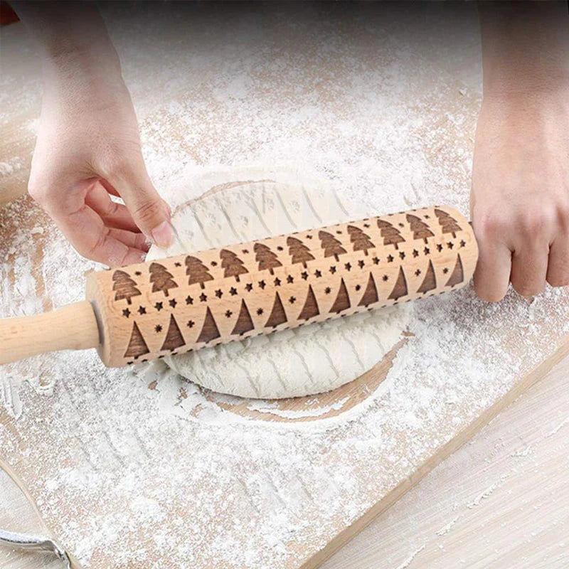 Tökéletes ünnepi sütik a gravírozott sodrófának köszönhetően 