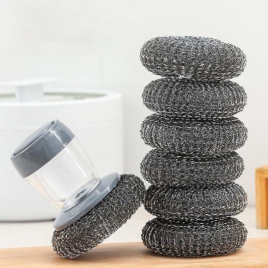 Brosse grattoir avec réservoir pour un nettoyage express