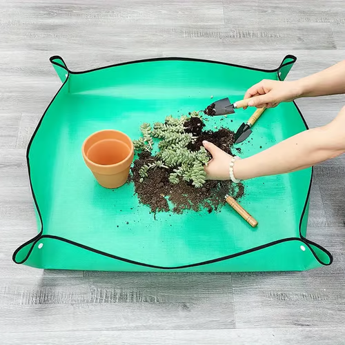 この植え替えマットでスペースをきれいに保ちましょう 
